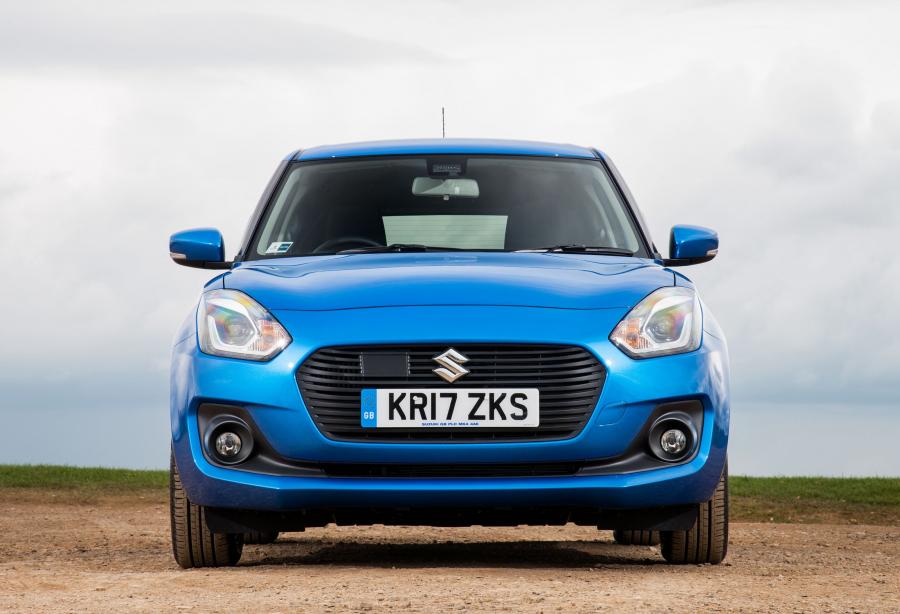  Suzuki Swift SZ5 2017 года  (UK) (фото 9 из 46)